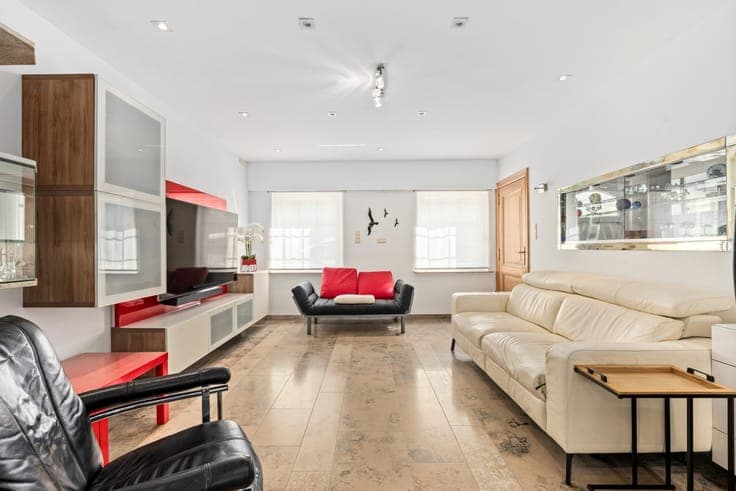 Move-in ready home with 4 bedrooms in Temse