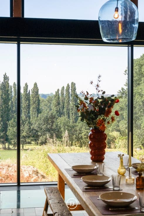 Exclusive farmhouse on 5.5 hectares in the Flemish Ardennes