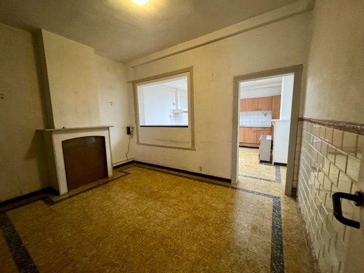 House to renovate with possibility for 3 bedrooms in Roesel…