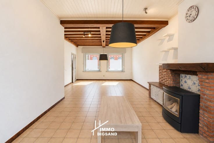 Ruime gezinswoning met 4 slaapkamers, tuin en uitweg in M...