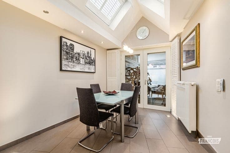 Renovated family home with two bedrooms in Bruges