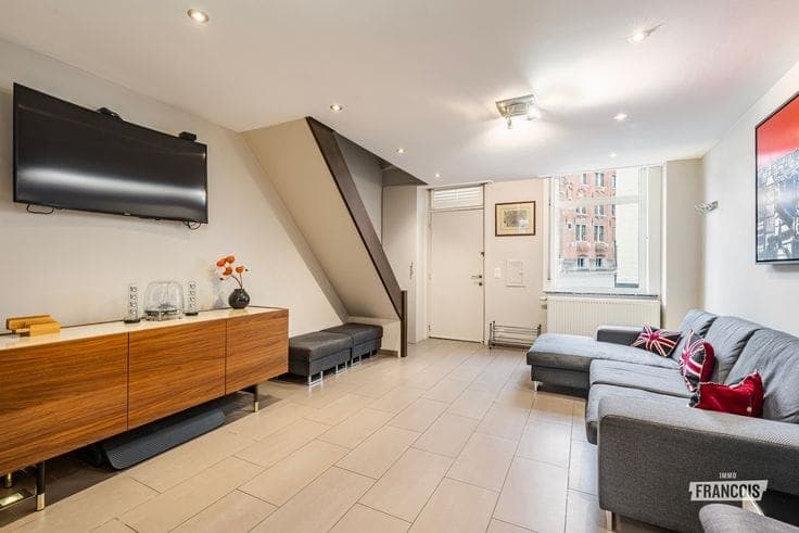 Renovated family home with two bedrooms in Bruges