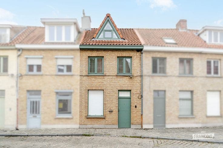 Renovated family home with two bedrooms in Bruges