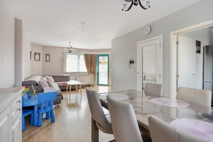 Ruime en instapklare woning met stadstuin en garage!