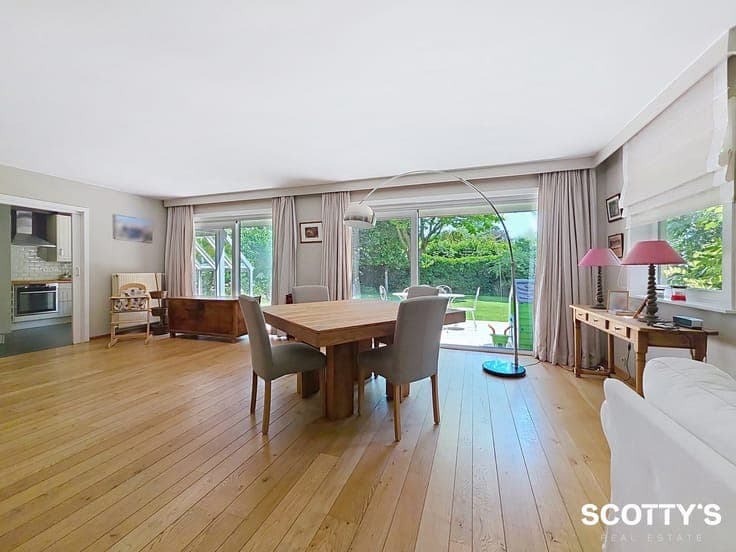 Charming villa near Schavijs Park