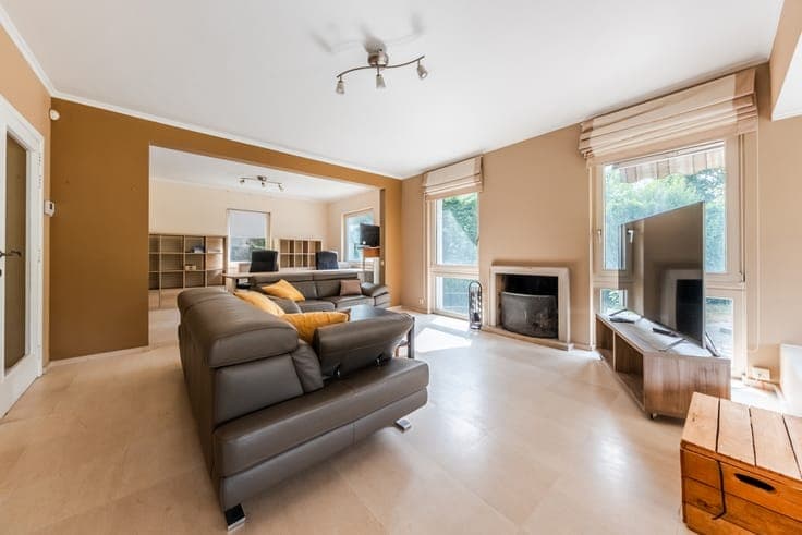 Superb villa ideally located in the Faubourg