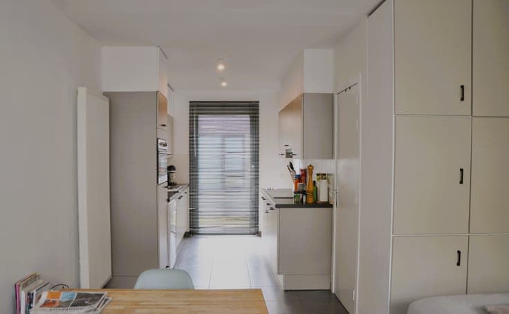 Ready-to-move-in, modern semi-detached house with outdoor sp