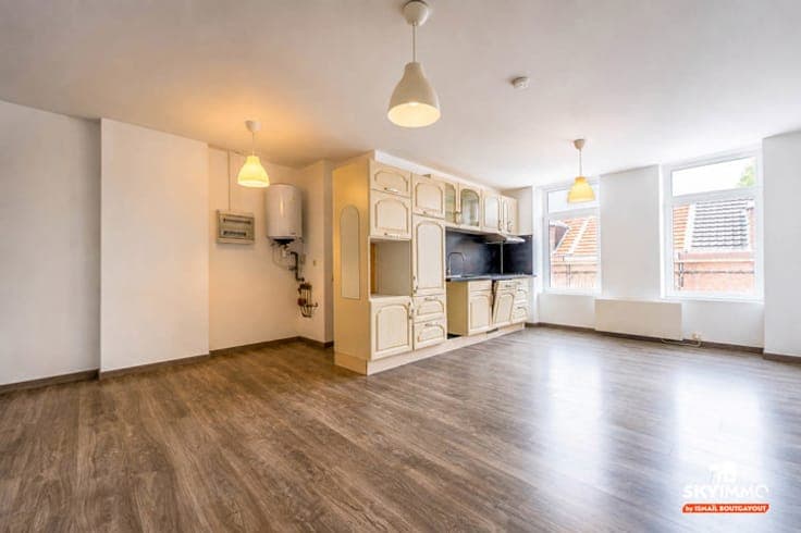 IMMEUBLE DE RAPPORT ENTIEREMENT RENOVE LIEGE-PEB D- CE CONFO