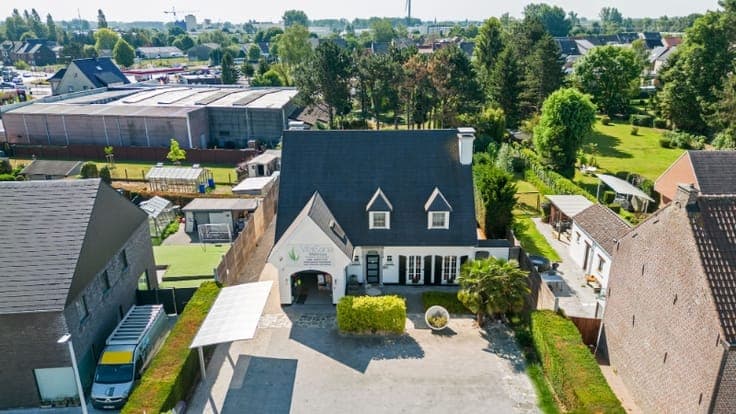 Exclusieve rustieke villa in Erembodegem met privé wellness