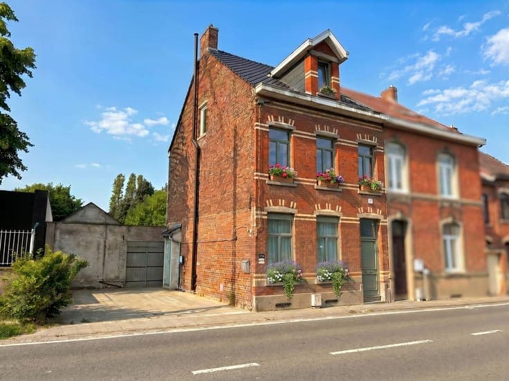 Grande maison de Maitre avec formidable jardin