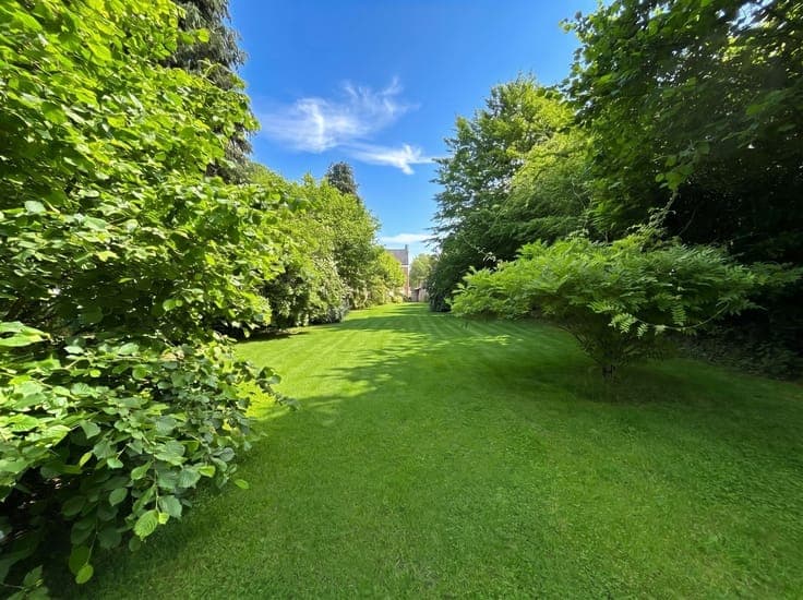 Grande maison de Maitre avec formidable jardin
