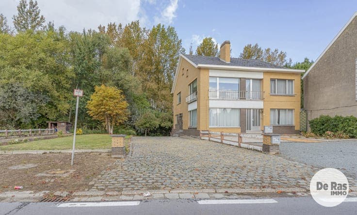 BAMBRUGGE - Woning met potentieel op ruim perceel