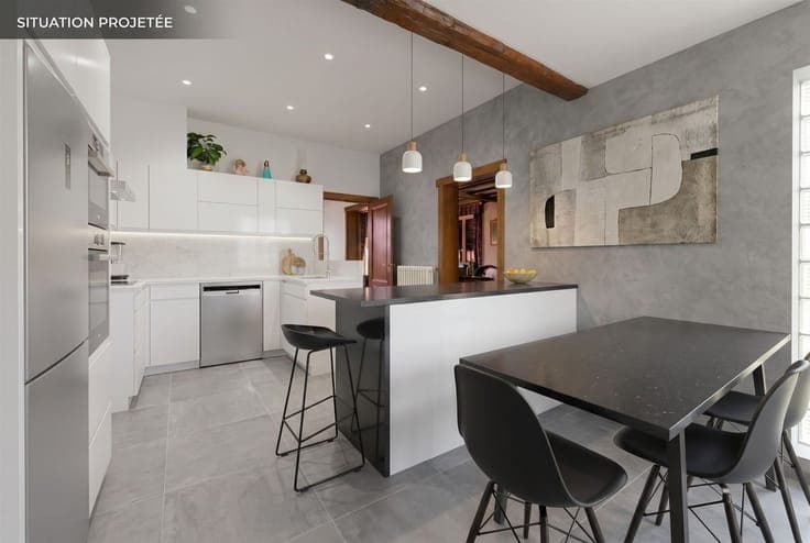 Jolie maison 4 f., 4 ch+ bureau, possibilité de plain pied.