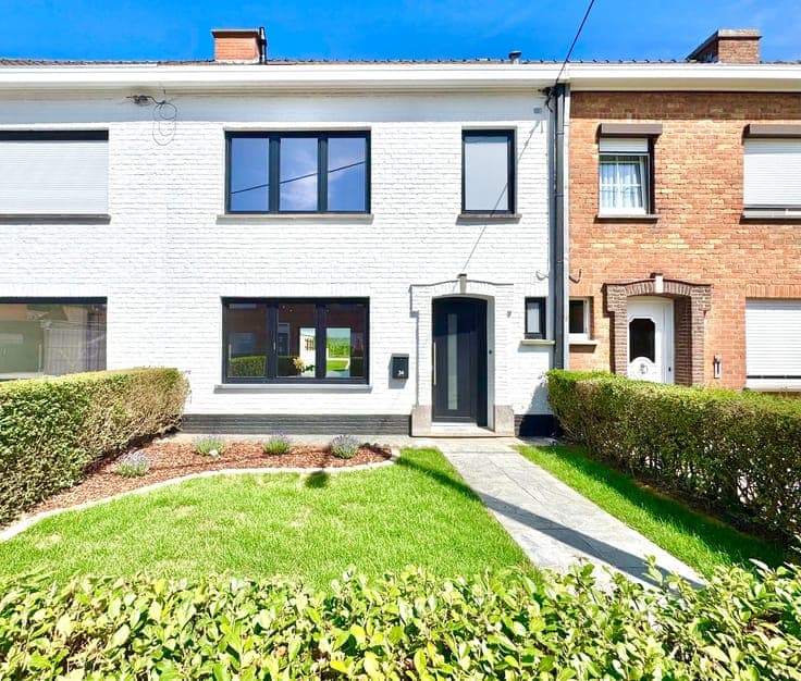 WONING | TUIN | 3 KAMERS | GARAGE MET UITWEG