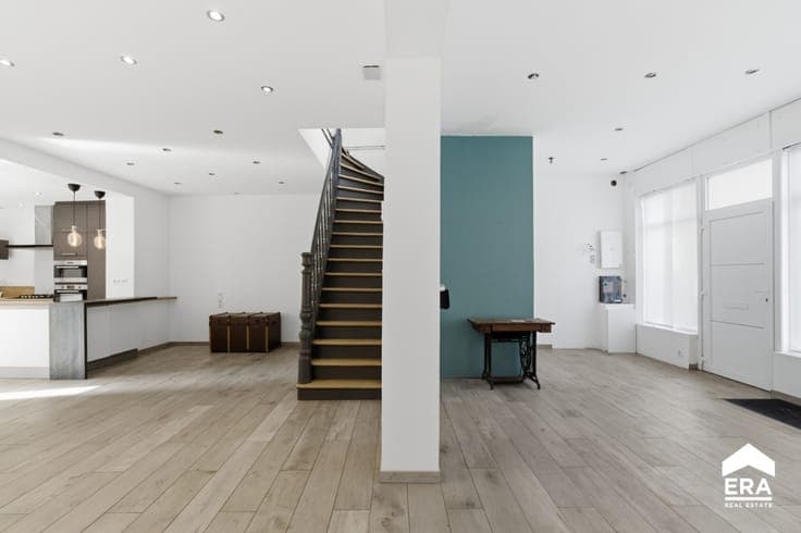 Characterful home in Nieuwkerke centre
