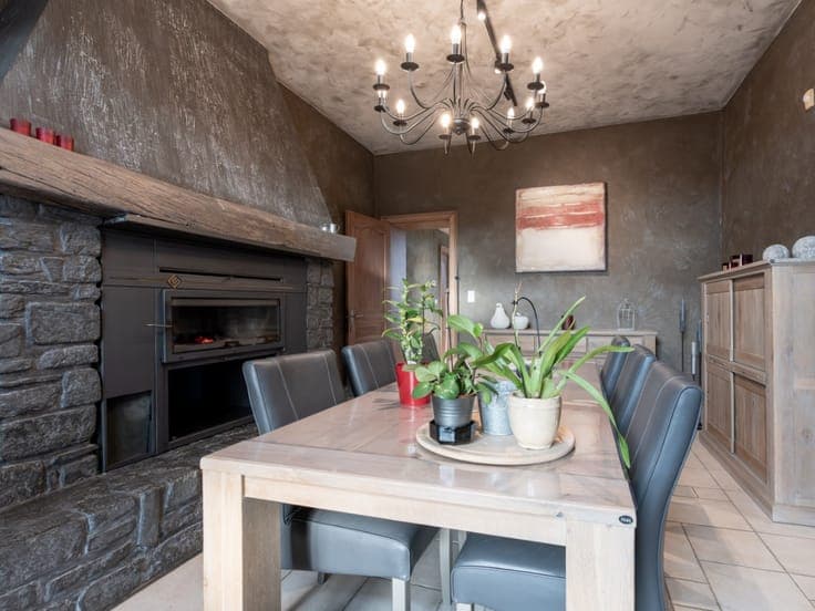 Spacious house for sale with garden