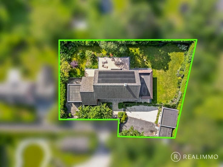 Exclusieve villa met ruime woonoppervlakte en rustige lig...