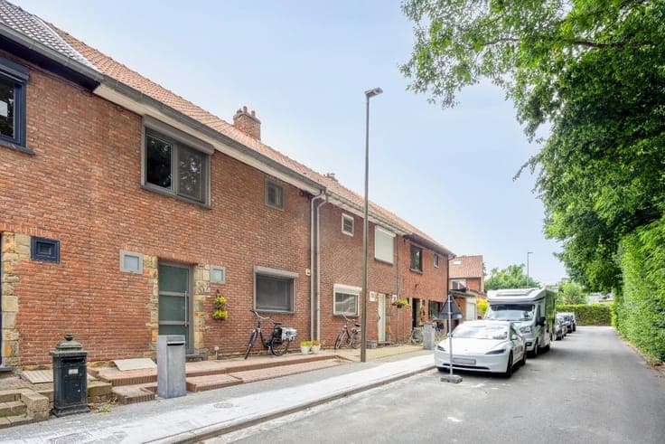 Move-in Ready Home in Battel with Southeast-Facing Garden