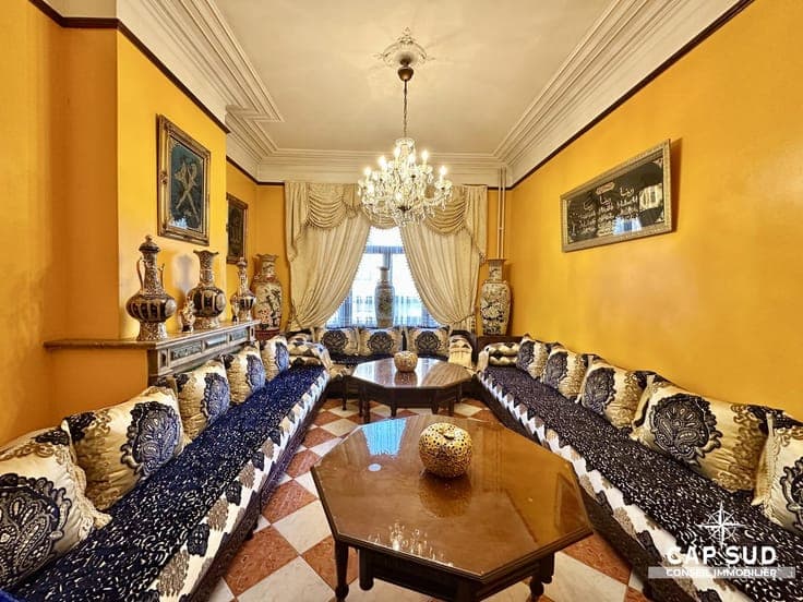Tour & Taxis: 360m² house, 6 beds, terrace, garage