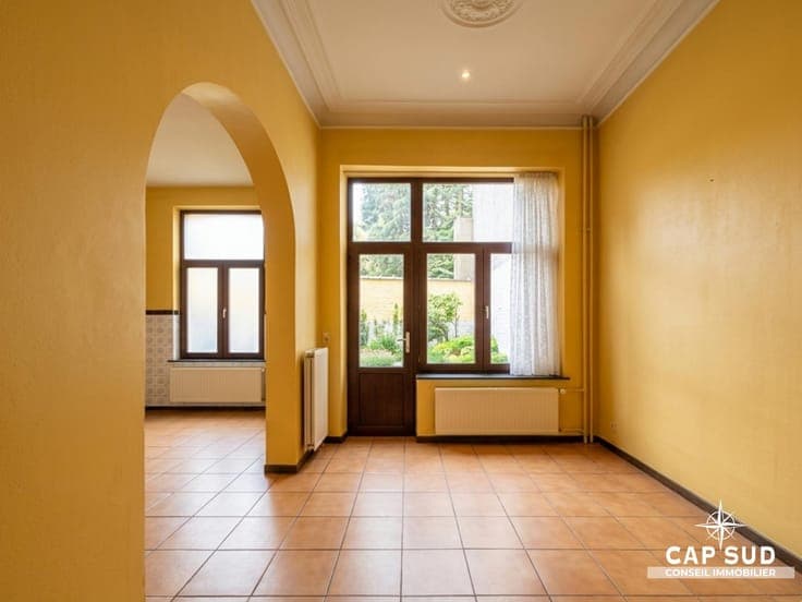 Tour & Taxis: 360m² house, 6 beds, terrace, garage
