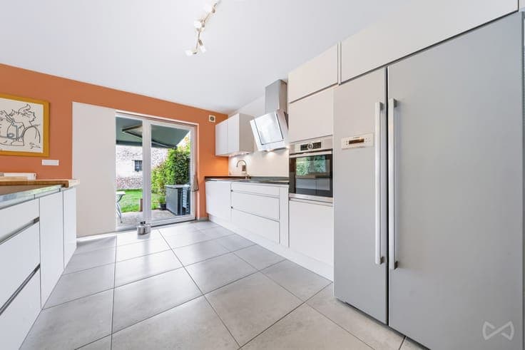 Immaculate 4 bedroom house in Thines