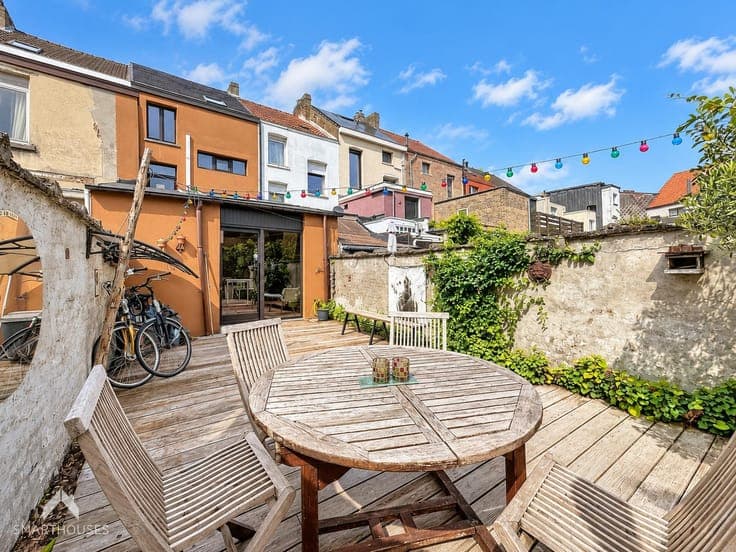 Townhouse with 3 bedrooms, city garden and EPC rating B