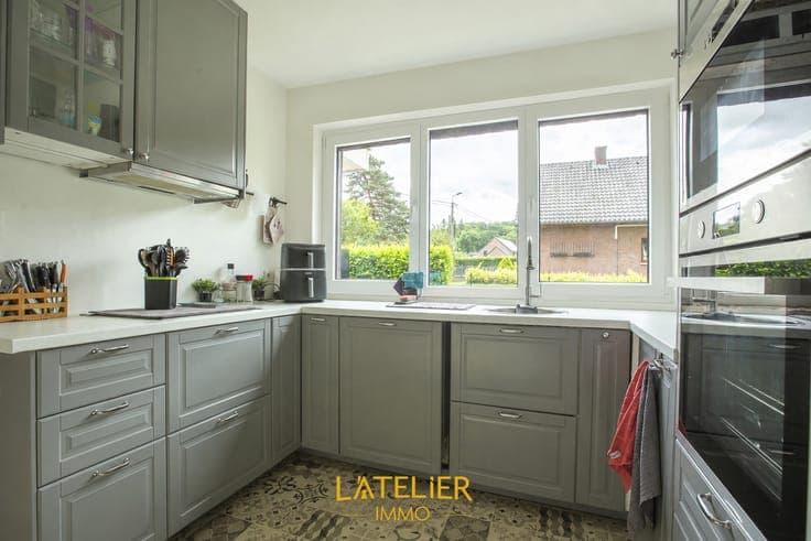 FOR SALE - TIHANGE: House 4F with multiple possibilities