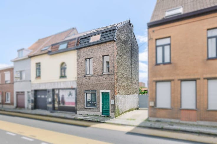 Te renoveren woning nabij centrum Destelbergen