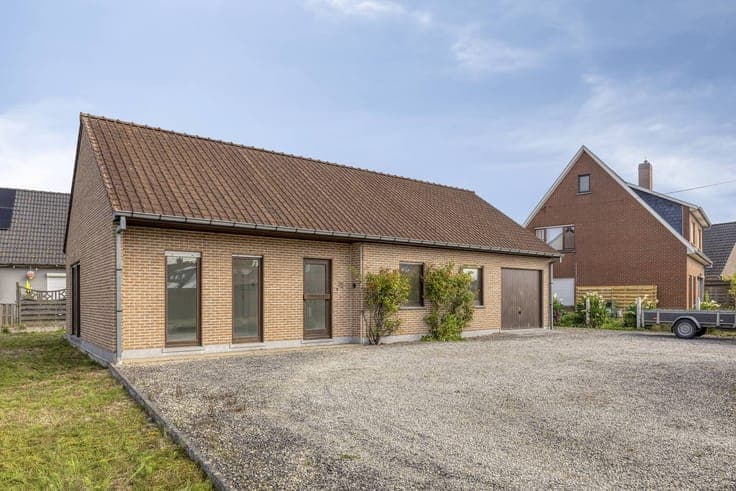 Detached house for sale in Desselgem