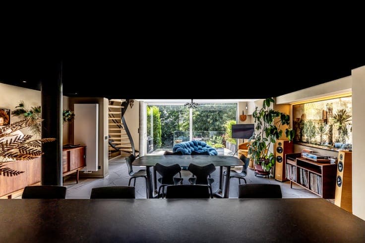 Fort Jaco | Elegant Renovated Family Home