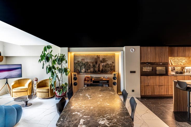 Fort Jaco | Elegant Renovated Family Home