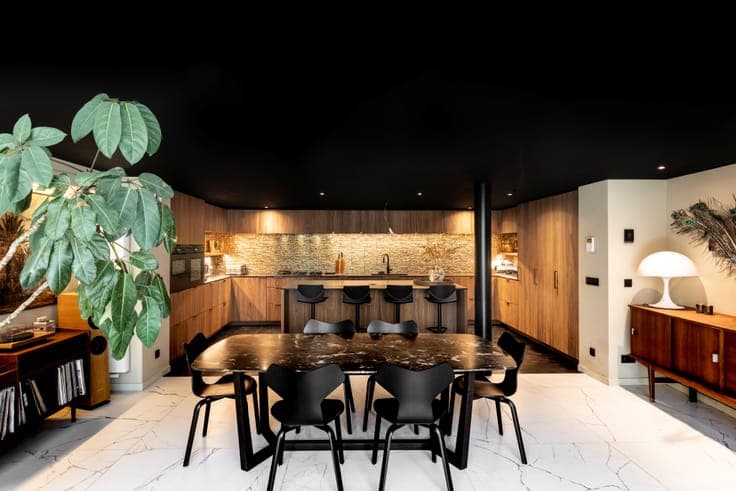 Fort Jaco | Elegant Renovated Family Home