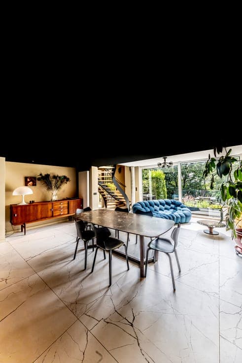 Fort Jaco | Elegant Renovated Family Home