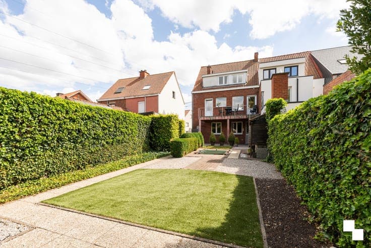 Ruime burgerwoning met leuke tuin - Roeselare