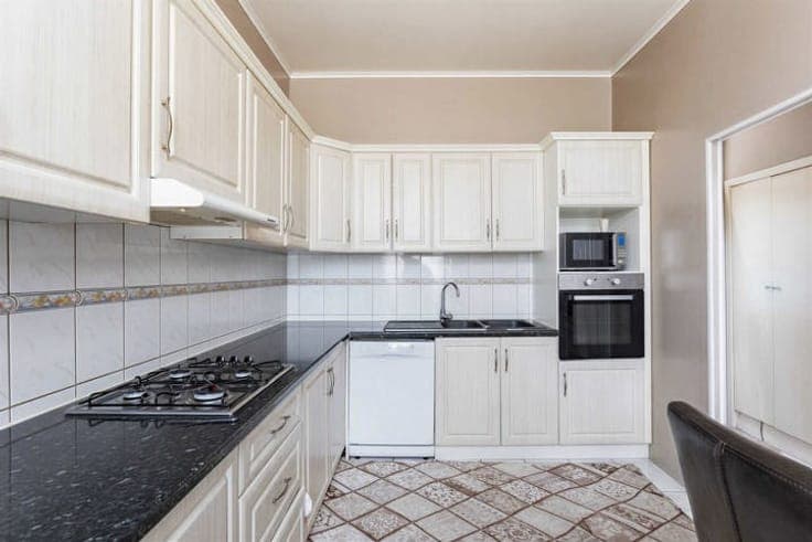 Affordable, move-in-ready 3-bedroom home in Eine.