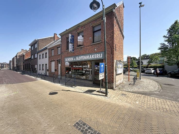 Te renoveren pand centrum Lebbeke