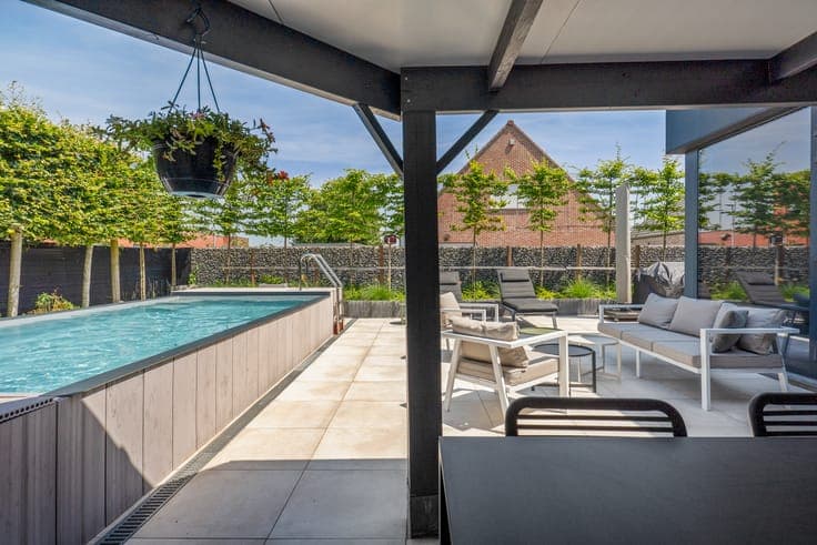 Bright house with swimming pool for sale in Asse