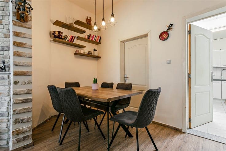 Spacious home in Sint-Jans-Molenbeek