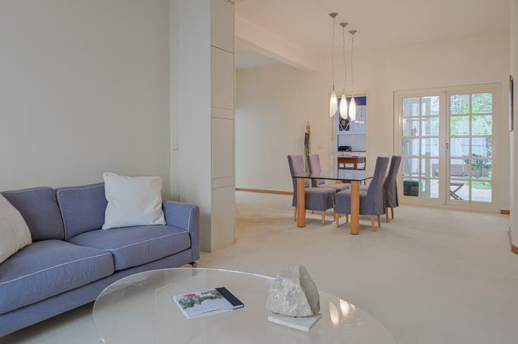 Beautiful 1927 Brussels townhouse in Altitude 100