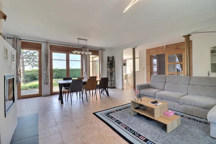 Sale - Villa Silly - 420,000 €