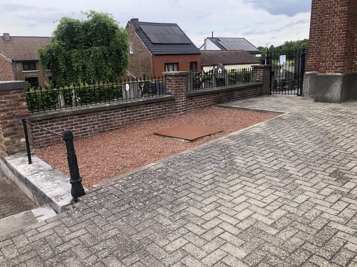 Sale - Building Sint-Truiden - 90,000 €