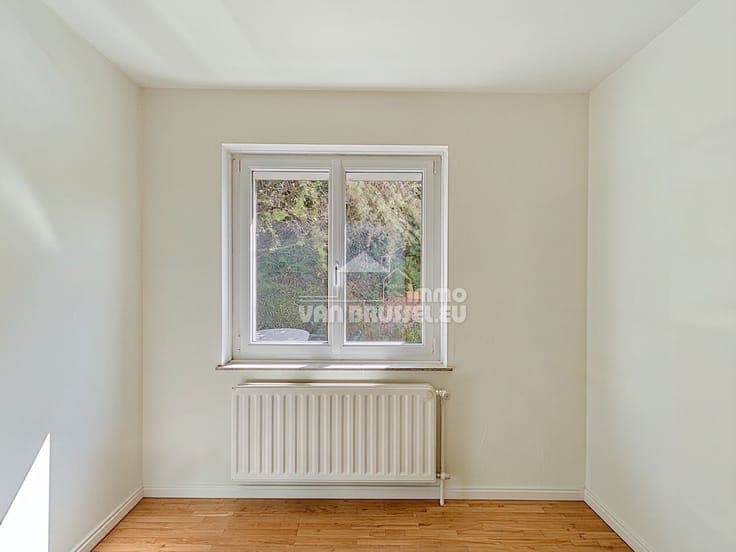 Well-maintained villa in a very good location