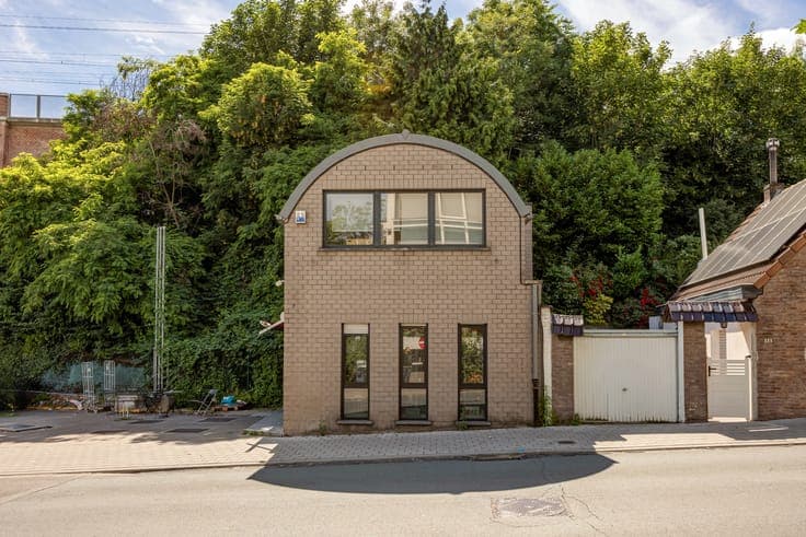 High-Potential Development Opportunity in Uccle – €380,000