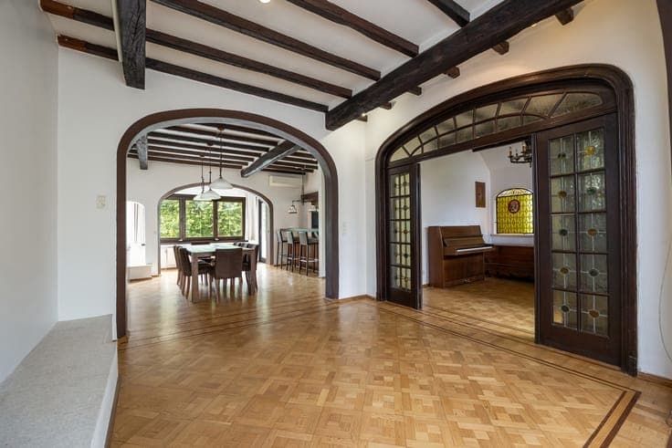 A villa with soul — authentic, spacious and unique