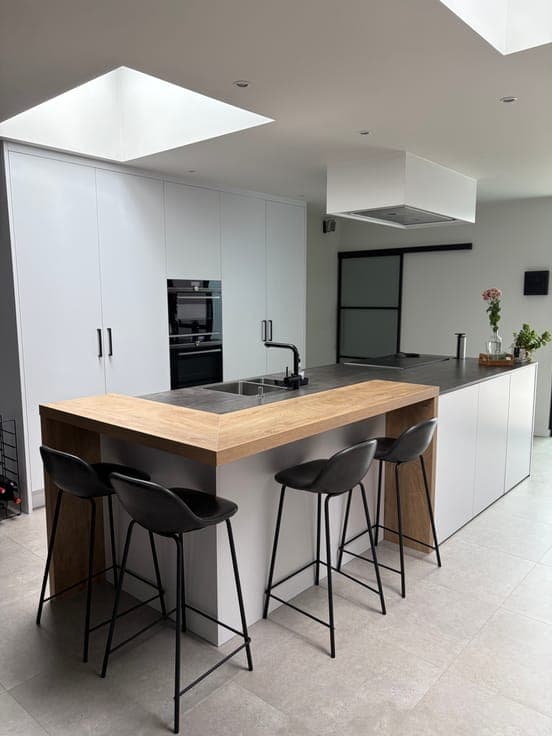 Beautiful renovated house with high-quality finish
