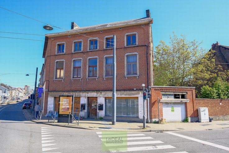 Investment property in Charleroi Dampremy