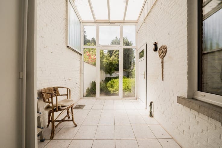 House in need of complete renovation on a quiet street
