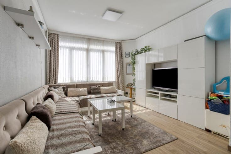 Spacious 4-Bedroom Home with Terrace in Molenbeek