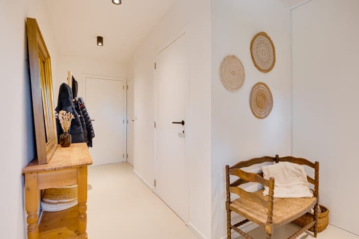 Exclusive 350 m² villa, fully modernized in 2025, with a sel