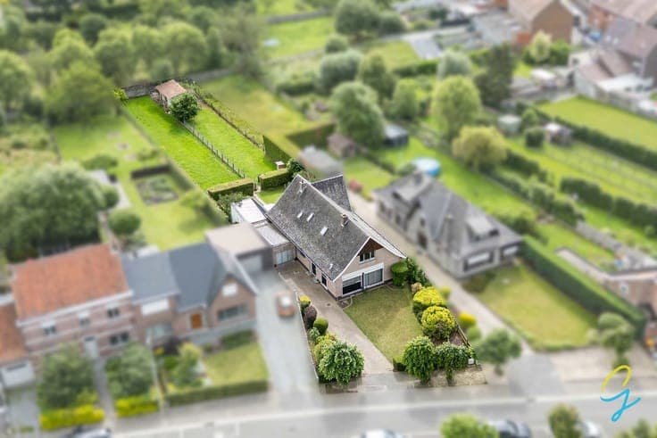 House with 5 bedrooms near Schendelbeke station